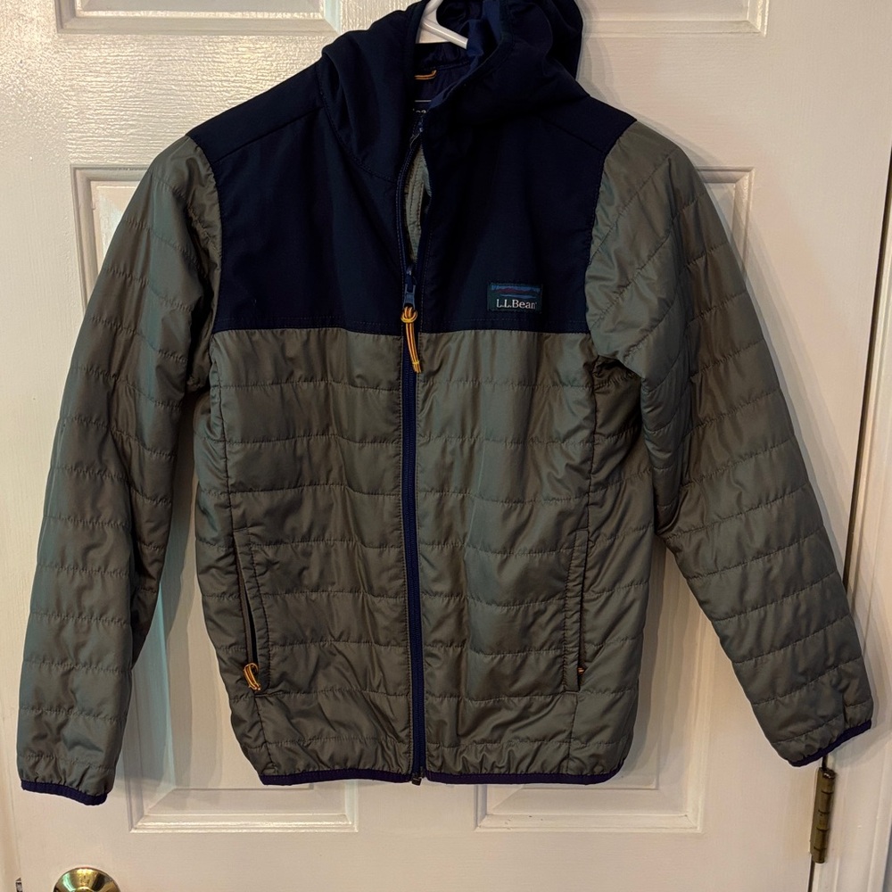 L.L. Bean Kids Two-Tone Hooded Puffer Jacket in Olive Green and Navy